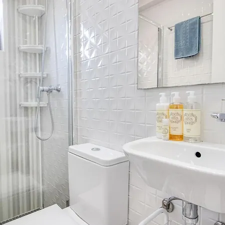 Lovely 3bd 150m Ocean View Ac Wi-fi Balcony